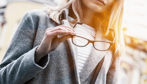 Online spectacles eyewear start-up