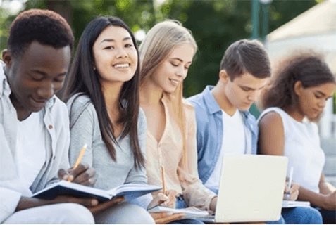 Choosing the uk education consultants in delhi city