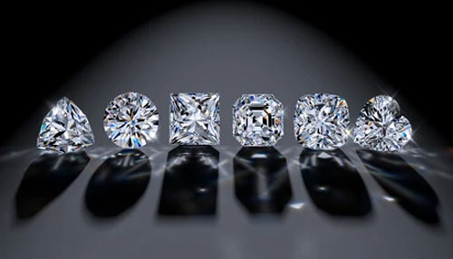 Advantages of moissanite diamond engagement rings