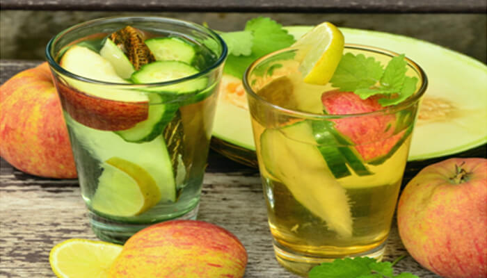 Apple cider vinegar in water cranberry juice