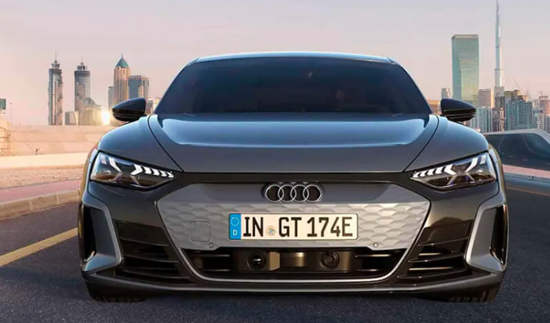 Audi e-tron gt luxurious electric cars