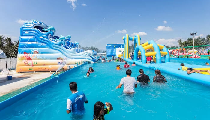 The role of swimming pool platforms in creating a sustainable water park