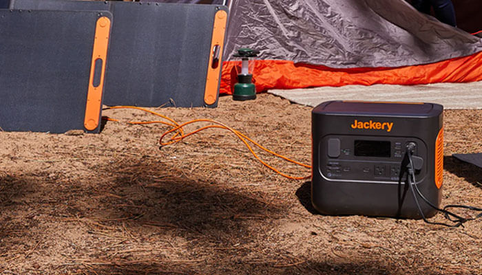 Tips for selecting the right solar charger or generator for outdoor use outdoor adventures