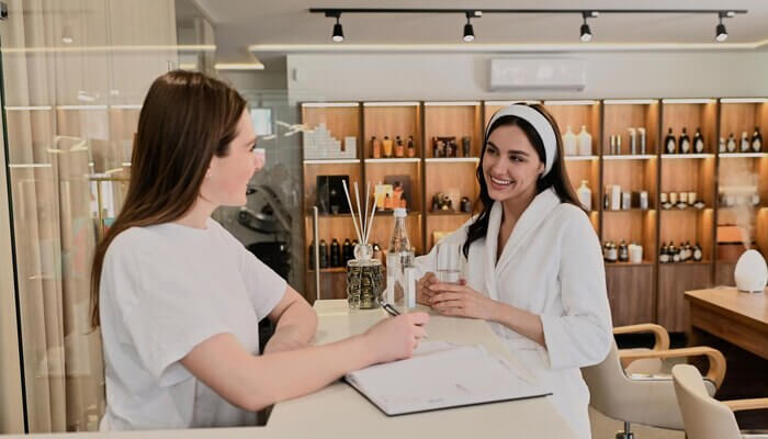 Advantages of taking insurance beauty services