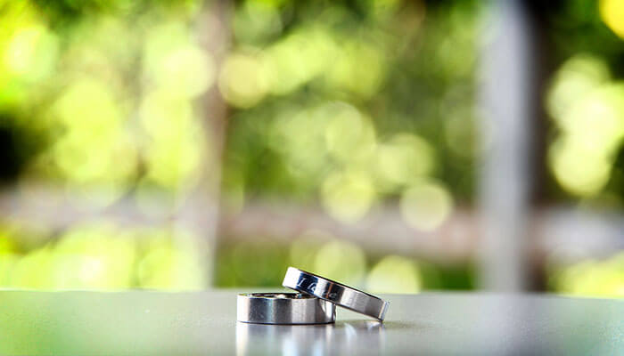 Platinum mens wedding bands