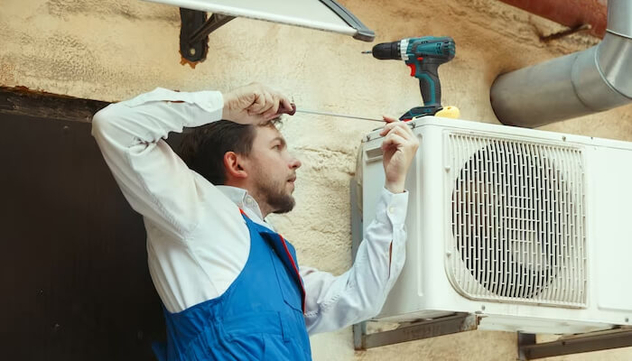 Signs that an air conditioner is about to fail