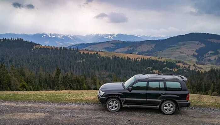 Altitude and terrain: the impact of elevation on your car