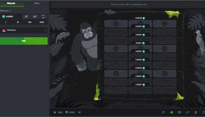 Interactive game interface from bc originals games, with a design about gorillas, allowing for bets and showing results.